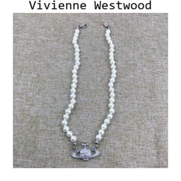 BRAND NEW Vivienne westwood gold Orb Pearl Choker Necklace - Picture 2 of 5